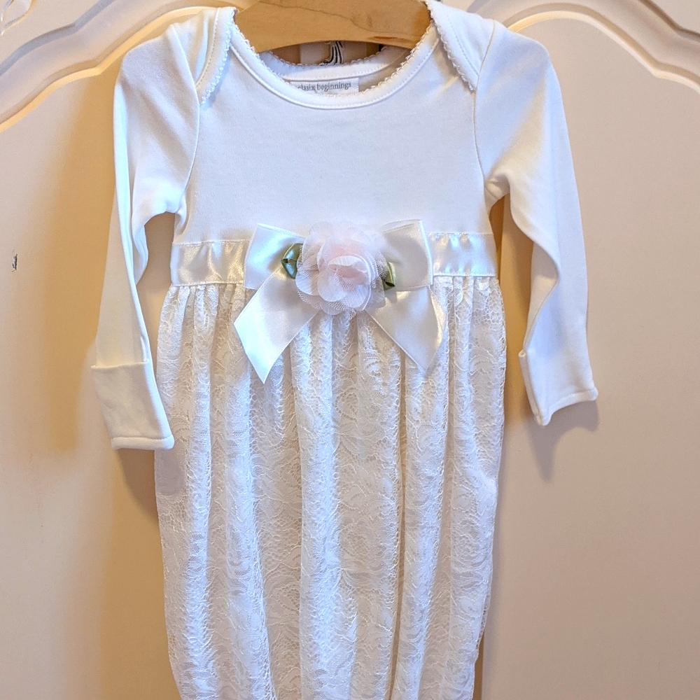 NWT Clasix Beginnings 0-6 mo Nightgown